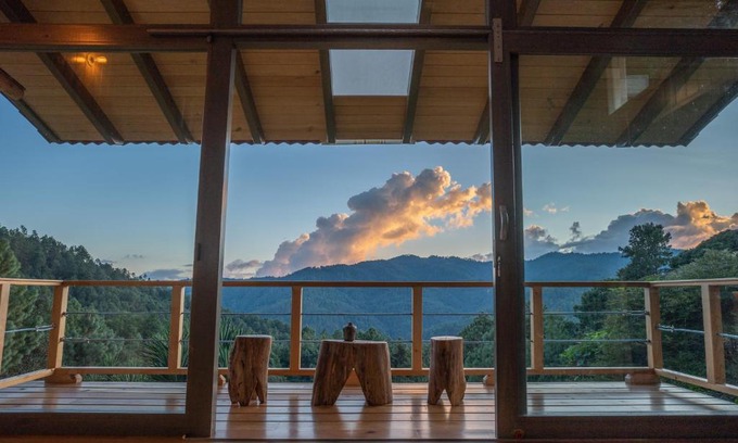 San Jose del Pacifico House | Casa Chuparrosas: Guest Rated 10/10 with Family-Friendly Amenities
