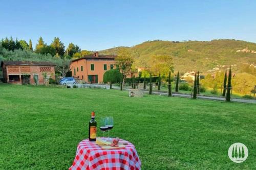 Pescia Apartment | Discover Casa Cipressino: Guest Rated 9.8 & Pet Friendly