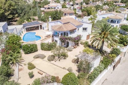 Teulada Villa | Casa Clavel: Family-Friendly Retreat with Pool & Pets Welcome