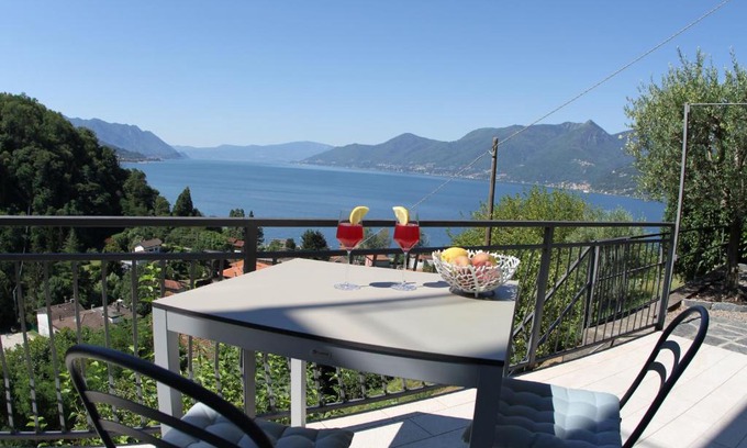 Colmegna Apartment | Casa Colmegna: Breathtaking Lake and Mountain Views