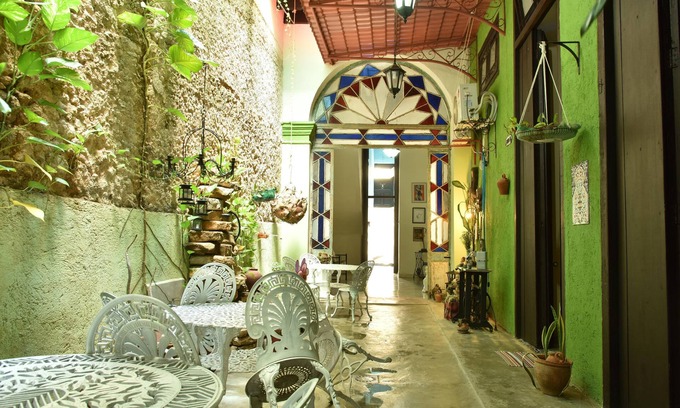 Centro Havana House | Unforgettable Stay at Casa Colonial Tatiana y Jose
