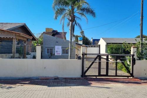 Passo de Torres House | Pet-Friendly Escape at Casa Lagoa & Mar, Rated 10/10