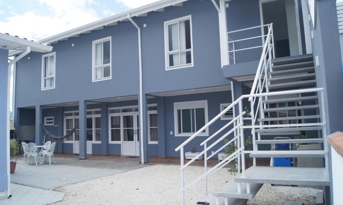Ponta do Papagaio House | Family-Friendly Casa with Kitchen, Steps from the Beach