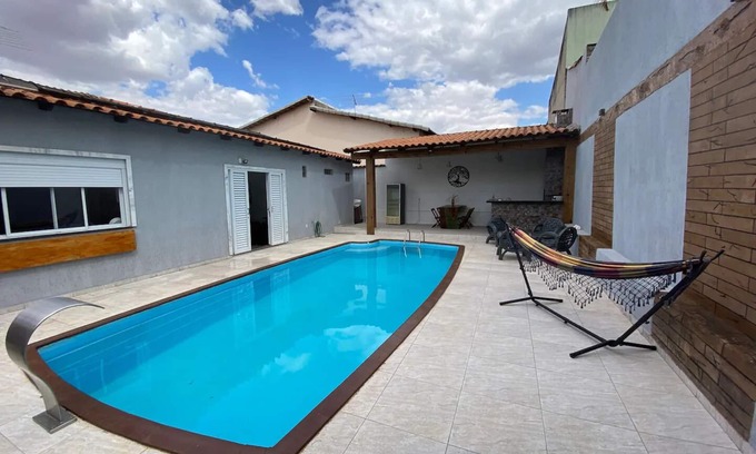 Sobradinho House | Casa with Inviting Pool Area and 10/10 Guest Rating