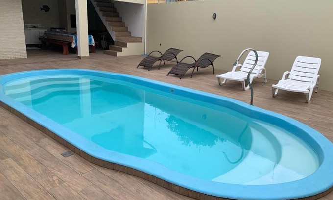 Ingleses do Rio Vermelho House | Family-Friendly Casa com Piscina with 10/10 Guest Rating
