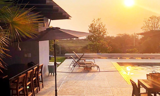 Itu House | Inviting Casa with Heated Pool and Grill in Itu