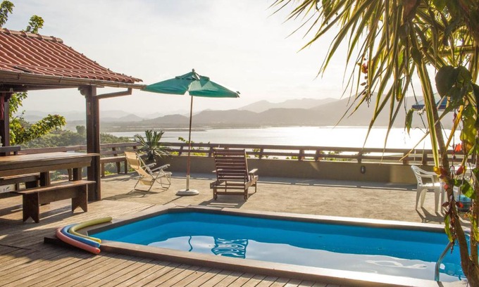 Garopaba House | Inviting Oasis with Pool and Lake View - Guest Rated 9.9