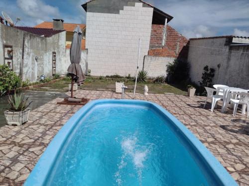 Balneario Pinhal House | Relaxing Poolside Retreat at Casa com Piscina, Balneário Pinhal