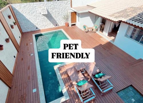 Santinho House | Idyllic Oceanfront Retreat with Pool by Praia do Santinho