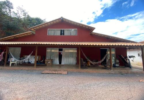 Lencois House | Relax in Casa com Piscina: Family & Pet-Friendly Getaway