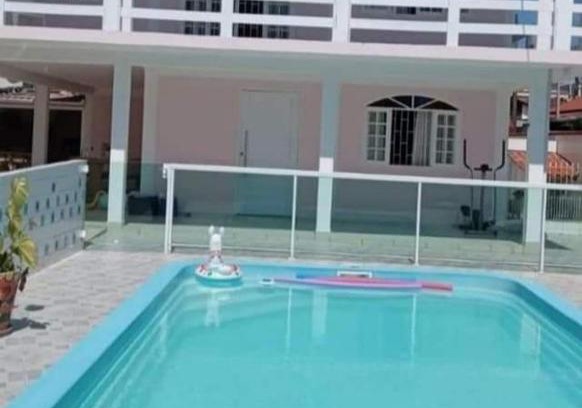 Ingleses Centro House | Family-Friendly Casa com Piscina in Ingleses - Ideal Retreat