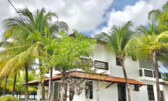 Salinopolis House | Relaxing Casa Água Viva with Pool and Ocean Views