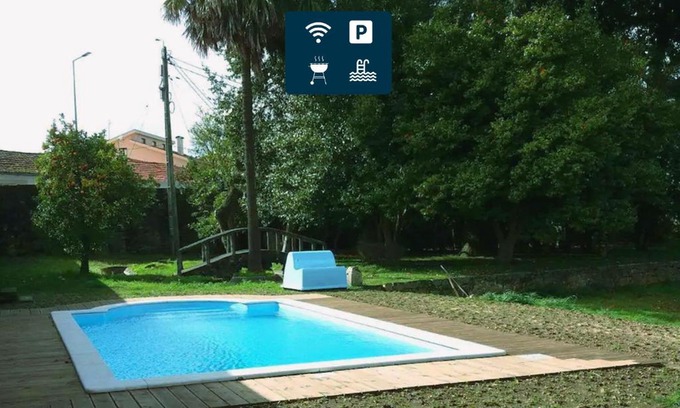 Valenca House | Private Pool Retreat in Valença - Rated 10/10 by Guests