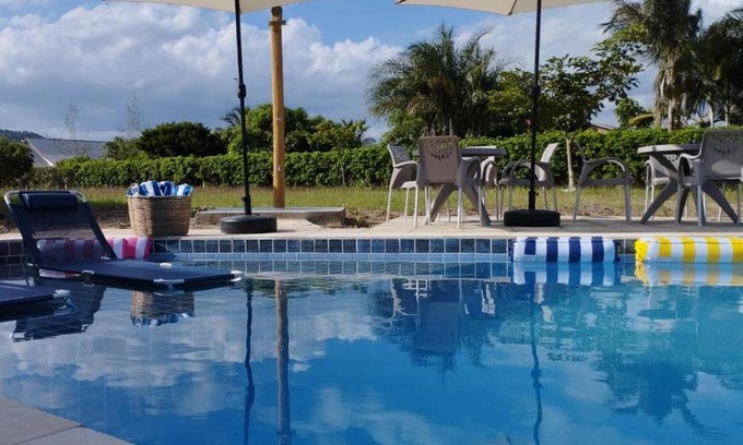 Bonito House | Discover Casa com Piscina: 4-Star Stay with Ocean Views