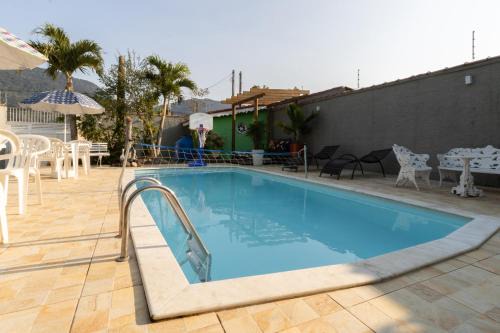 Jardim Veneza House | Casa com piscina prox a Praia em Peruibe SP