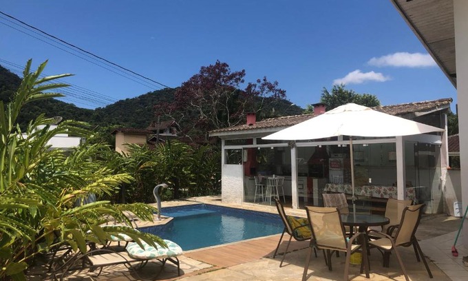 Horto House | Relaxing Retreat with Pool in Ubatuba – 4-Star Stay
