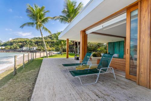 Mangaratiba House | Casa com praia particular em Mangaratiba - Mangaratiba