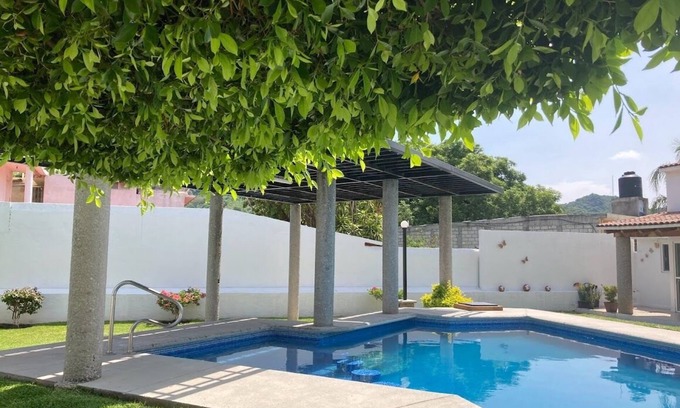 Tlayacapan House | Relax in Casa con Alberca Climatizada and Ocean Views