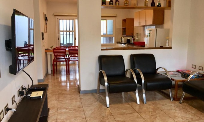 Zona Granja House | Exceptional Casa con Garage in Puerto Iguazú - 10/10 Rating