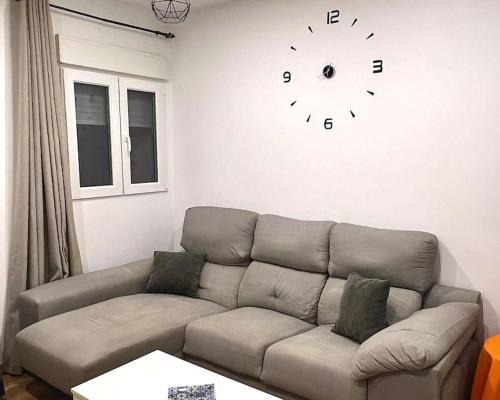 Almeria Centro Apartment | Inviting Casa con Jardín: Pet & Child Friendly Retreat