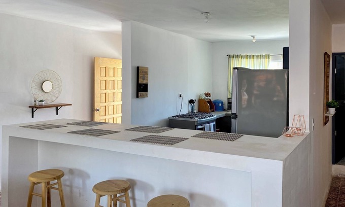La Paz House | Pet-Friendly Casa con Patio in Historic Center with Spa