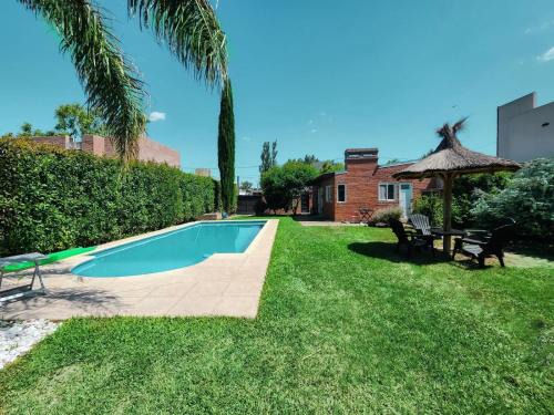 Rosario House | Casa con pileta en Fisherton Rosario