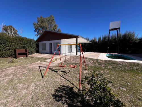 San Rafael House | Relaxing Retreat: Private Pool at Cable a Tierra Syrah