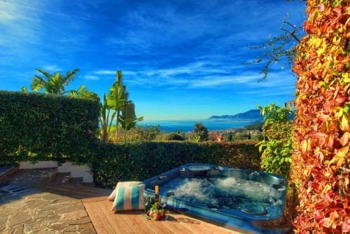 Bordighera Apartment | Relaxing Retreat with Pool, Hot Tub & Ocean Views