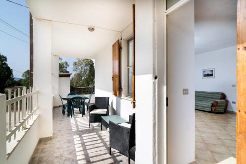 Monte Longu House | Welcoming Casa con Veranda - Pet and Child Friendly Retreat