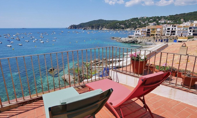 Calella de Palafrugell Hotel | Casa Concha - A Family-Friendly Retreat with Spa Access