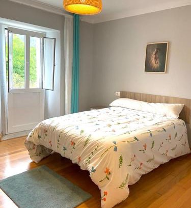Mondonedo House | Discover Casa Concha: Family and Pet-Friendly Retreat