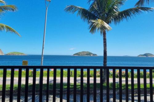 Camboinhas House | Casa Cond Ocean House: Beachfront Bliss with Pool & Pet Welcome
