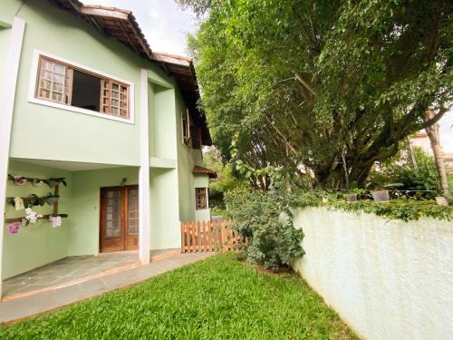 Carapicuiba House | Cozy Casa with Grill in Granja Viana - 4-Star Stay
