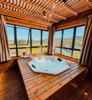 Rio Fortuna Ski Chalet | Experience Casa Container with Hot Tub and Pet-Friendly Comfort