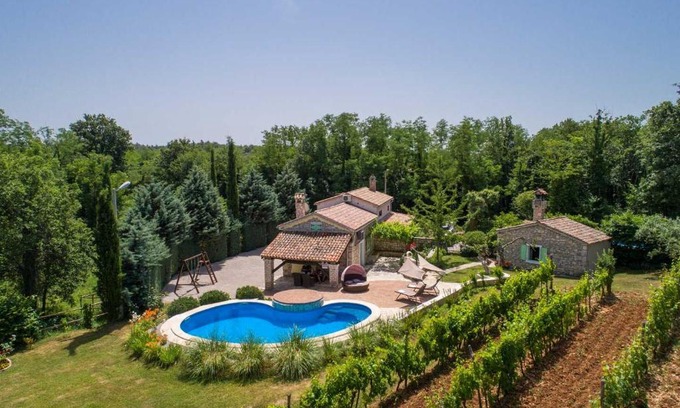 Zupanici House | Family-Friendly Getaway at Casa Corona with Pool Access