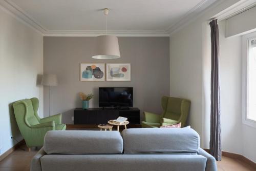 L'Antiga Esquerra de l'Eixample Apartment | Family-Friendly Stay at Casa Cosi - Exceptional Guest Rated