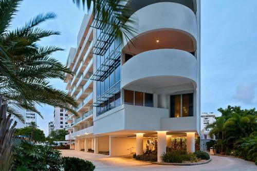 Isla Verde Hotel | Ideal Stay at Casa Costera - Beachfront Apartments by Marriott
