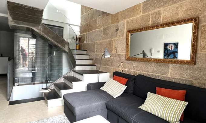 Pontevedra Old Town House | Discover Casa Cousiño Zona Monumental - Guest Rated 9.8