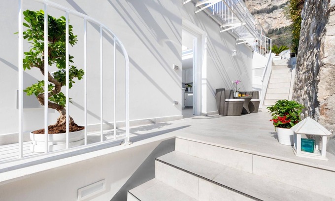 Liparlati House | Discover Casa Cristallo: Family-Friendly Retreat in Positano