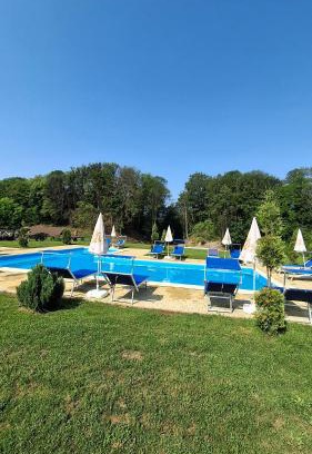 Sighisoara Bed & Breakfast | Discover Casa cu Prispa: Oceanfront Retreat with Pool
