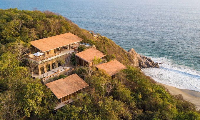 Mazunte Villa | Relax at Casa Cuachalala: Ocean View & Private Pool Awaits