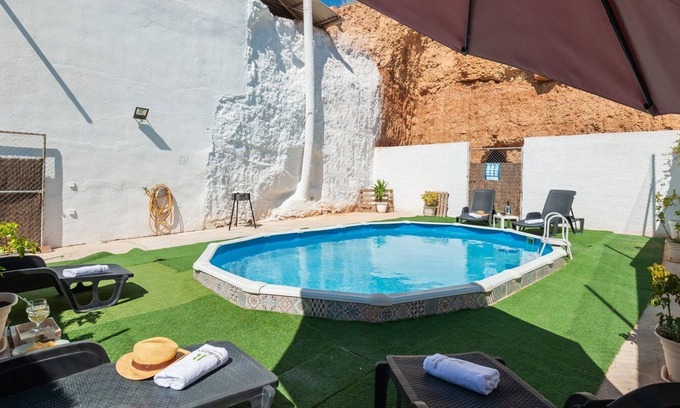 Fontanar Villa | Experience Casa Cueva Sol y Salamandra with Private Pool
