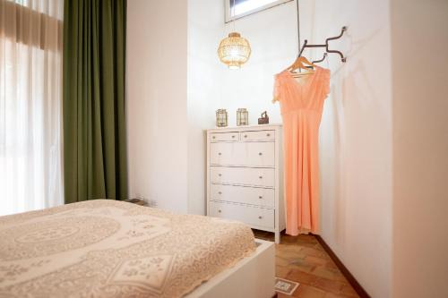 Chiesa Rossa Apartment | Casa d’arte Siciliana: Family-Friendly Retreat in Sicily