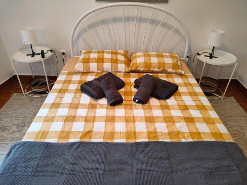 Carregal do Sal Apartment | Casa d´Avó: Family- and Pet-Friendly Stay with High Ratings