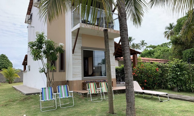 Vera Cruz House | Oceanfront Bliss at Casa D'Jhú with Family-Friendly Perks