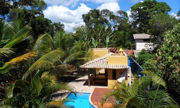 Arraial d'Ajuda Hotel | Exceptional Casa da Arvore Apartamentos with Pool & Breakfast