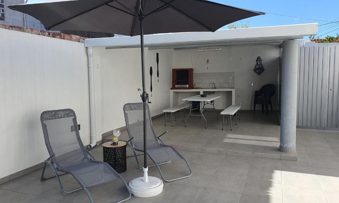 Nazare House | Cozy Casa da Avó Laurinda: Pet & Child Friendly Retreat