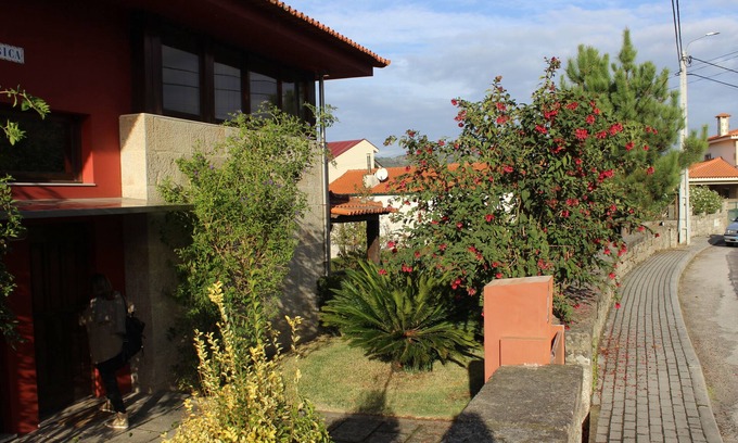 Tenoes Cottage | Experience Casa da Bica - Rustic Retreat by Bom Jesus