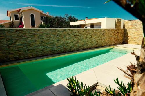 Vale Furado House | Discover Casa da Brisa do Mar: Oceanfront Family Retreat