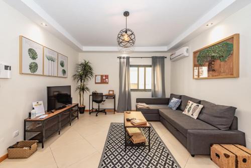 Seixal Apartment | Family-Friendly Retreat at Casa da Cortiça - 4-Star Stay